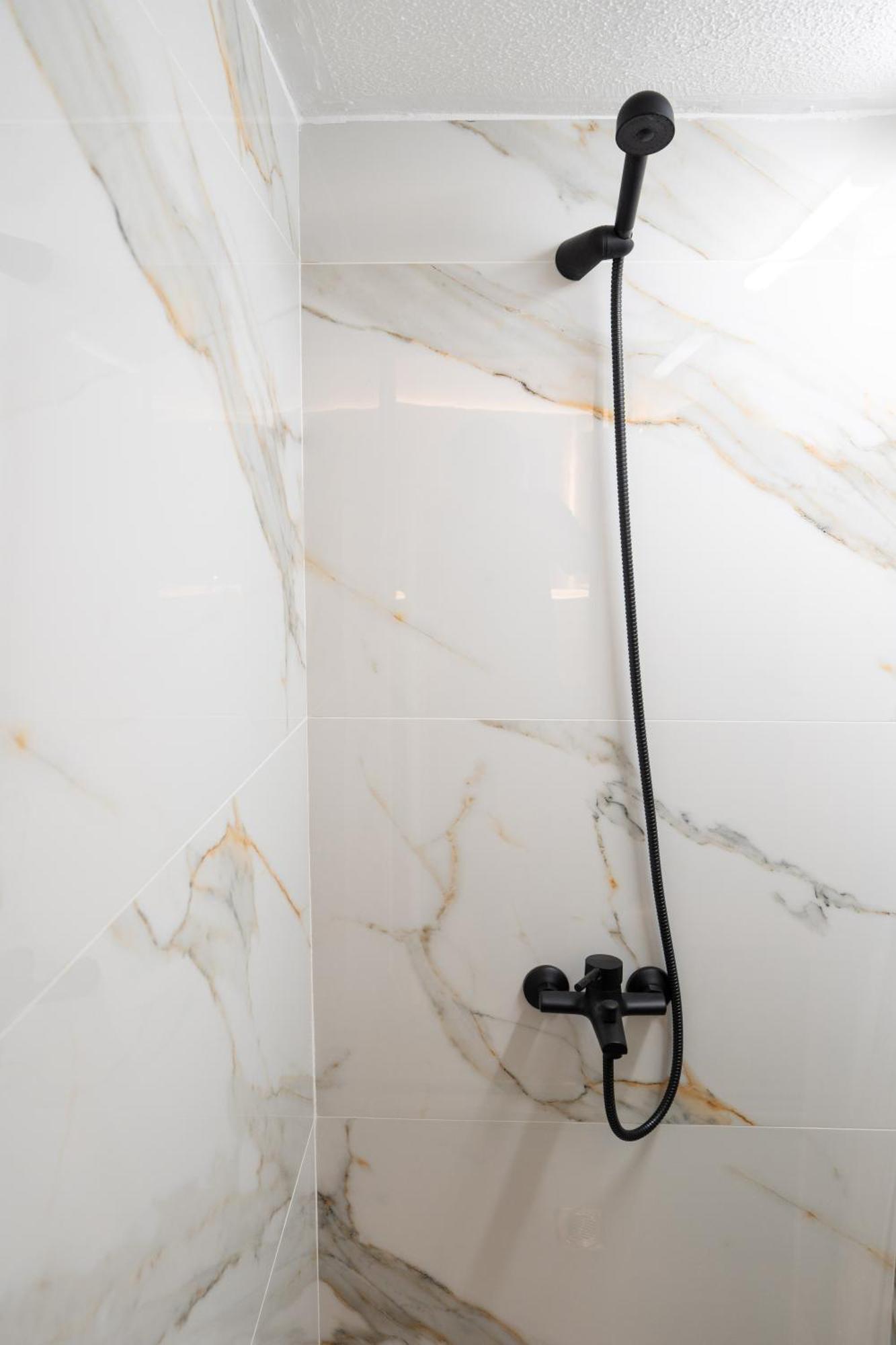 Nyx Guesthouse Tripoli Ngoại thất bức ảnh